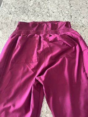 Women’s maternity scrub pants